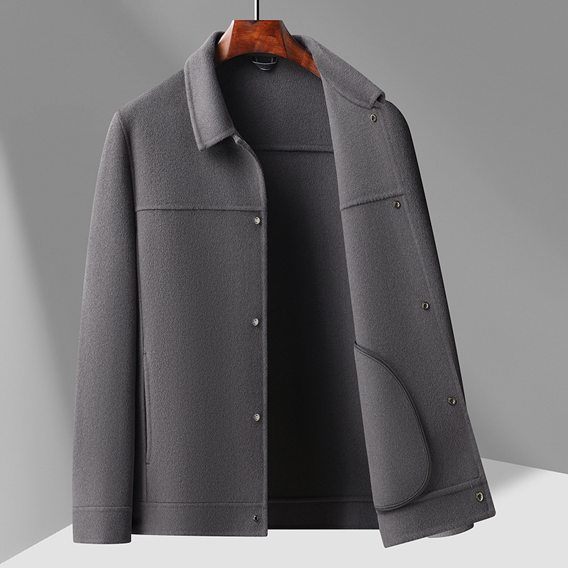 Jakna od vune s dvostrukom baršunastom podstavom, jednostruko kopčanje, debela izolacija, 70% vune