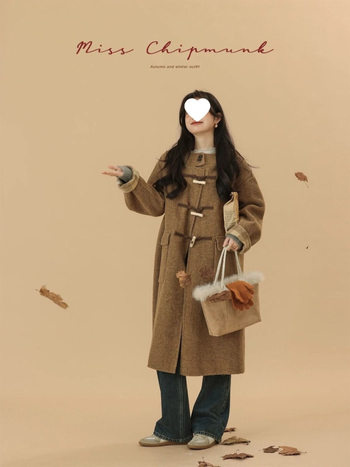 Ženski kaput s kapuljom i gumbima od roga - normalna duljina, dugi rukavi, poliester 90–95%, zima 2025, japansko-korejski ležerni stil