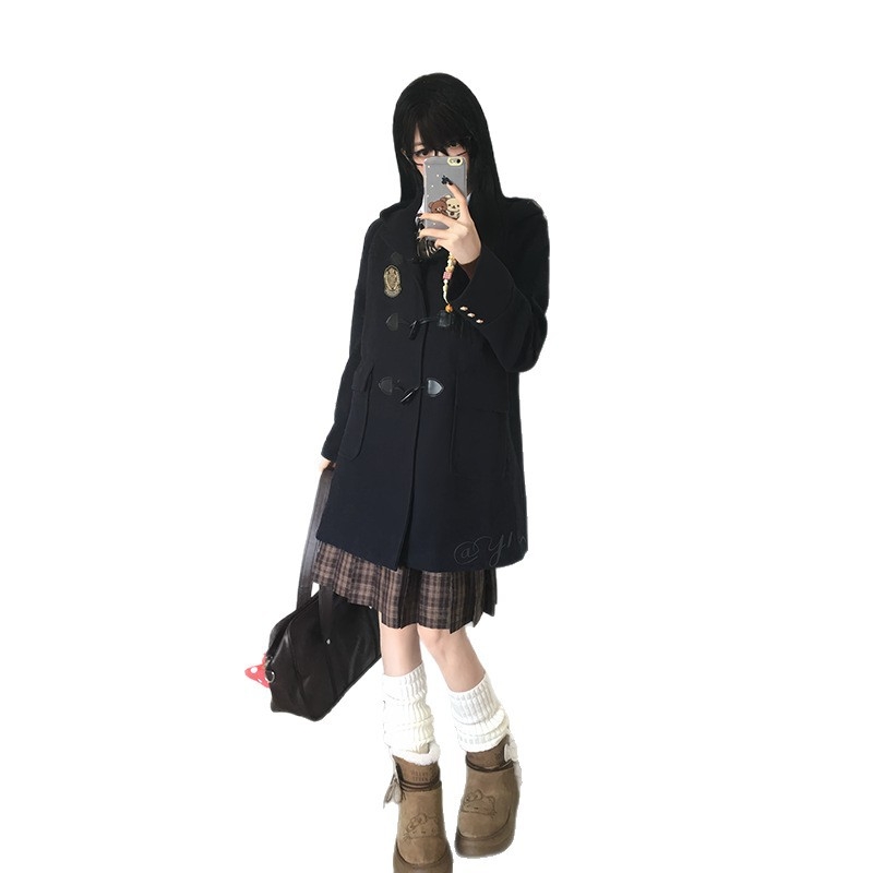 Palton cu glugă, nasturi din corn, buzunare | Lână sintetică, lungime scurtă, iarna 2024, stil japonezo-coreean