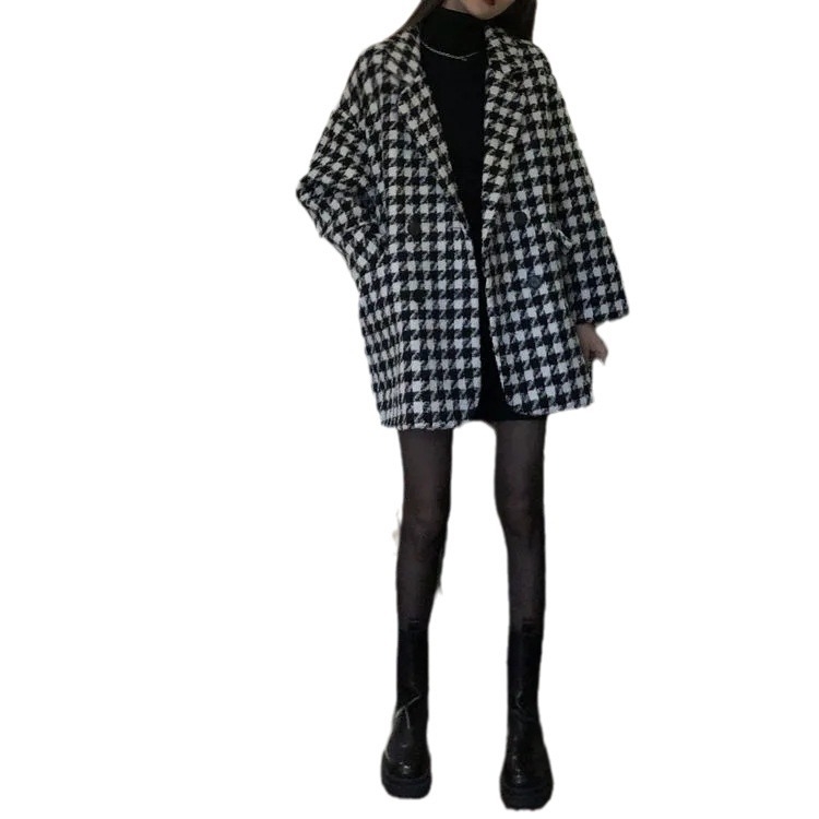 Ženski kaput od poliestera s uzorkom houndstooth, 3D efekt, srednja duljina, polo ovratnik, dugi rukavi