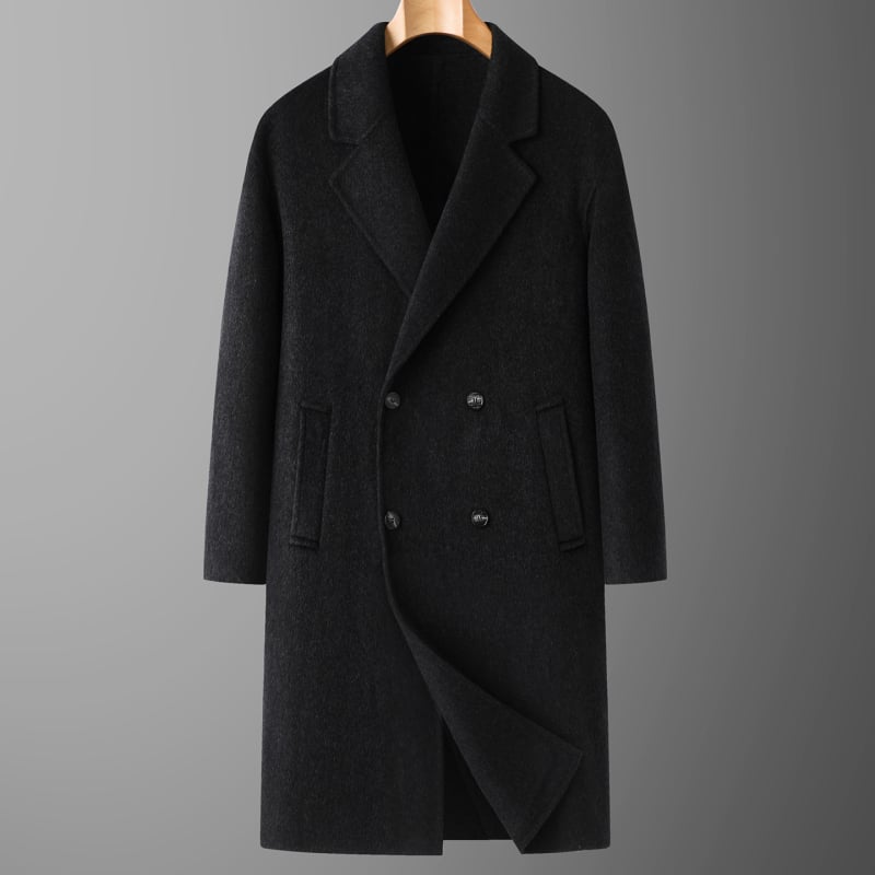 Szabad esésű gyapjúkabát, dupla gombolás, zakónyak, oldalsó zsebek, 51–70% gyapjú, téli 2025