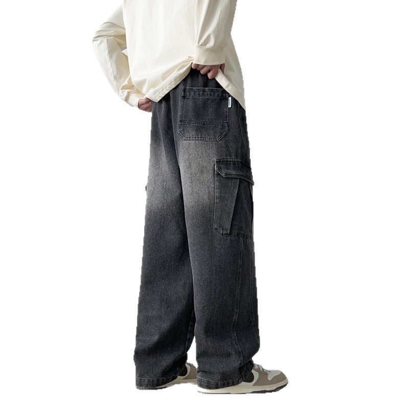 Дънки с прав крак, средно висока талия, памучно-бленд (61.3% памук, 25.8% полиестер, 12.9% регенерирана целулоза), измит финал, 5-джобен дизайн