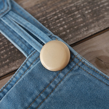 Traperice s tregerima, cropped duljina, široki struk, slobodan kroj, literarno-retro stil