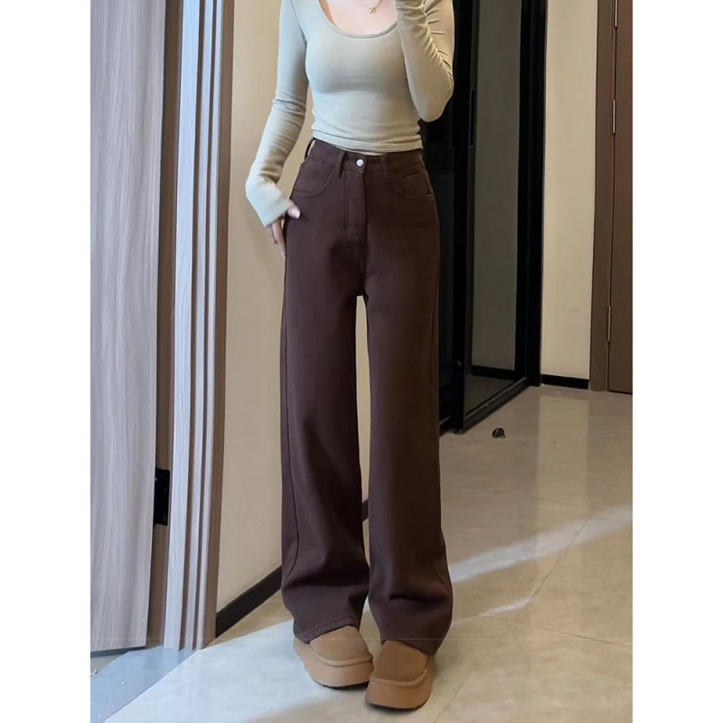 Džins hlače ravnog kroja, podstavljene flisom, debeli materijal, slobodan obim struka, 95% pamuk (Zima 2024)