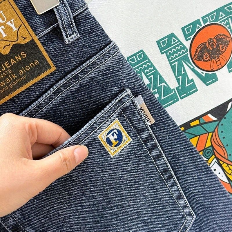 Muške traperice s izvezenim detaljima – Slim-Fit, retro ravnog kroja, zip, mikroelastični poliester