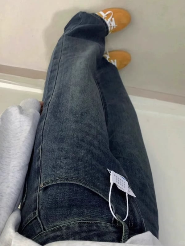 Džinsice širokih nogavica, visokim strukom, denim s 50–70% pamuka i poliester, elegantan gradski stil, jesen 2025