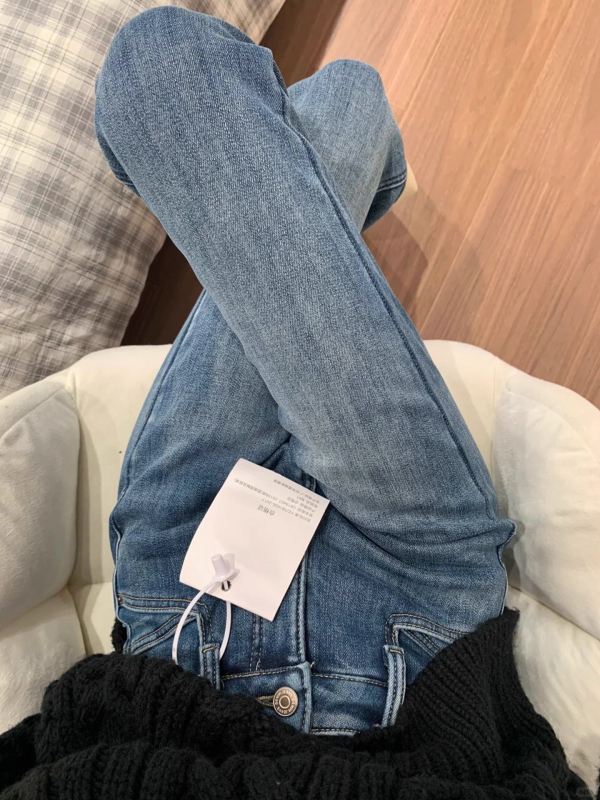Traperice s visokim strukom, šire nogavice, denim s pamuk-polyester smjesom, debeli materijal, baršunasta podstava