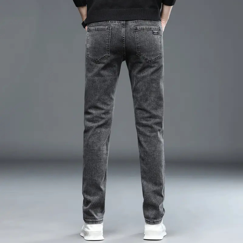 Jeanși din denim pentru bărbați, croială slim tapered, talie medie, fermoar, pantaloni lungi