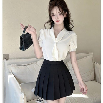 Divdaļīgs biroja komplekts: top ar īsām piedurknēm un plisēta svārka, Chenille audums ar elastānu 50–70%, biroja stils, pavasaris 2025