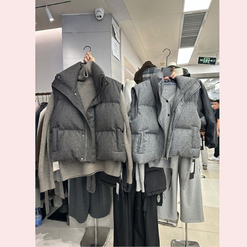 Ženski bezrukavni prsluk s polo ovratnikom, Chenille tkanina, ispun od imitacijske svile i pamuka, prednji zatvarač, redovna duljina