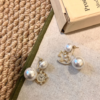 Cercei Qingzhi – aliaj, formă inimă și geometrică, placare electrolitică, tijă din titan