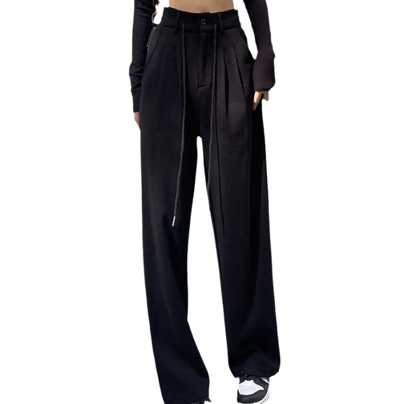 Ženske široke sportske hlače, visoki struk, ravni kroj, do poda, s vezicom u struku (Poliester 90–95%, Drugo <30%, Vezica u struku, Duljina do poda, Proljeće 2025)