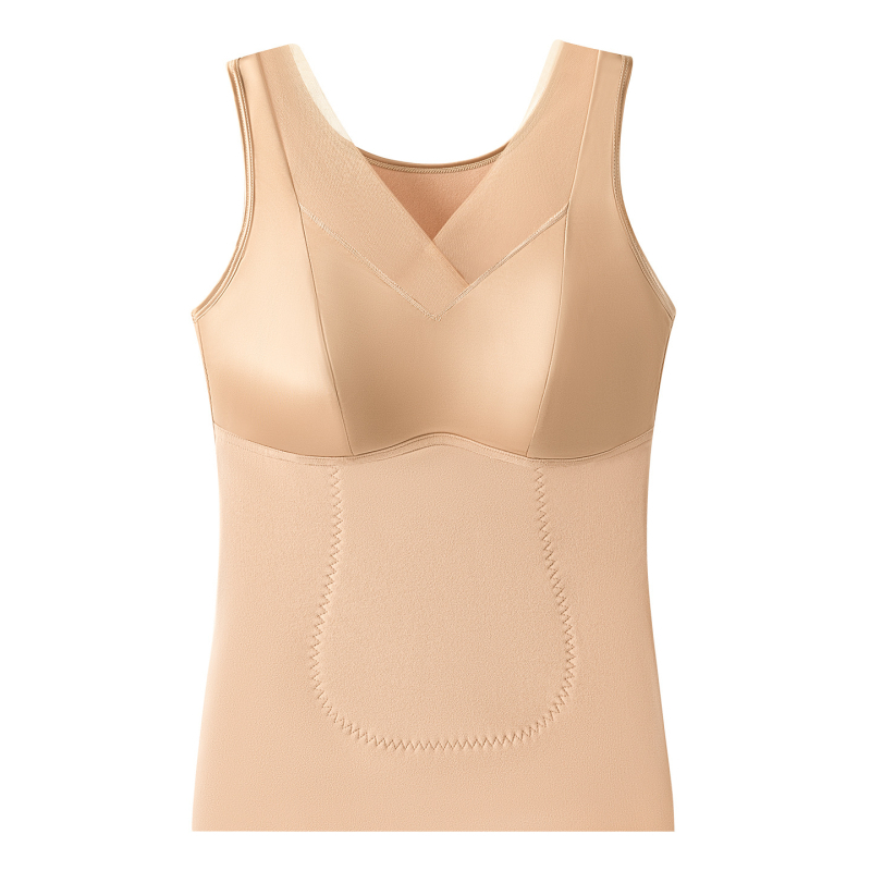 Женски термо потник с вградени чашки и подплата за бюст, двойна конструкция, полиестер 90–95%, тялооформящ и топъл, подходящ за носене като външен слой.