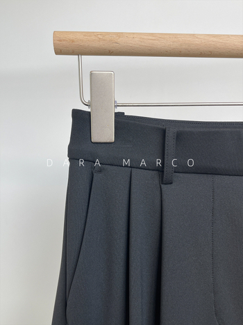 Ženske joga hlače visokim strukom, uspravni kroj, od tkanine, 70–80% spandexa, gradski stil, proljeće 2025 izdanje