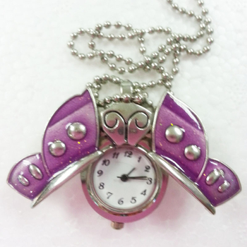 Pillangó motívumos zsebóra medál, retro dizájn, kvarc Huachen mozgás, analóg kijelző, három mutató, világidő, ötvözet tokozás