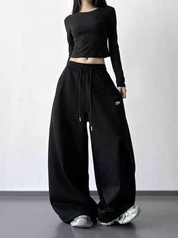 Ženske trenirke s flis podstavom, teške, s zakrivljenim rubom, visokim strukom, širokim krojem, zima 2025