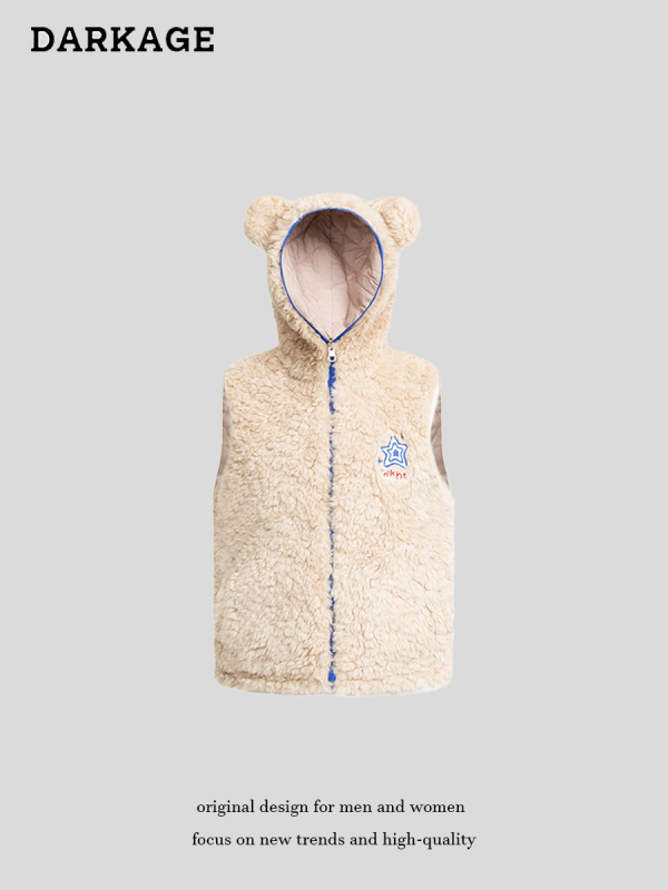 Prsluk s kapuljom – američki retro stil, slobodan kroj, duljina 50–65 cm, zatvarač na zip