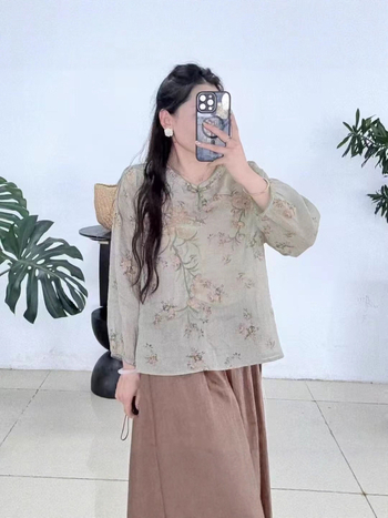 Hanfu čaj haljina od ramije s teškom izvezenom ukrasom, V-izrez s kosim reverom, 3/4 rukavi, 95% ramije, ljeto 2025