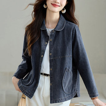 Moteriška trumpa džinsinė striukė su polo apykakle, laisvas siluetas, denim/medvilnės mišinys, pavasaris 2025