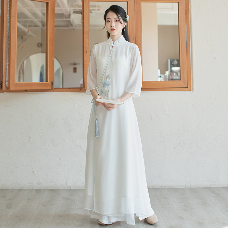 Hímzett chiffon-poliészter ruha, kínai ihletésű Zen teás stílusban, nyár 2023