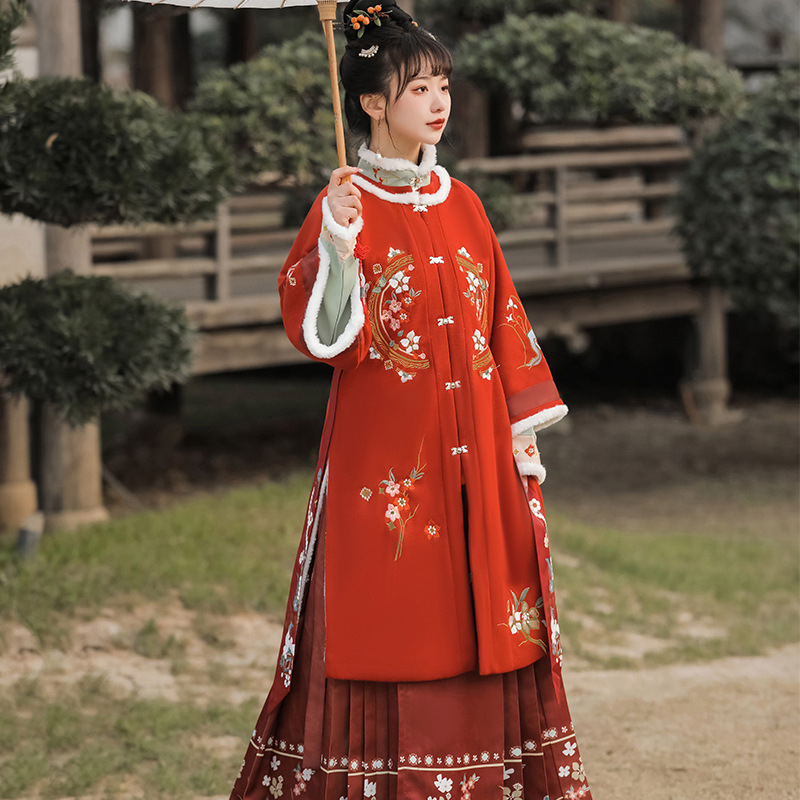 Hanfu set pre ženy z bavlny s okrúhlym výstrihom a sukňou Mamian, vyšívaný, látka 90–95% bavlny, vhodný pre Hanfu, zima 2022