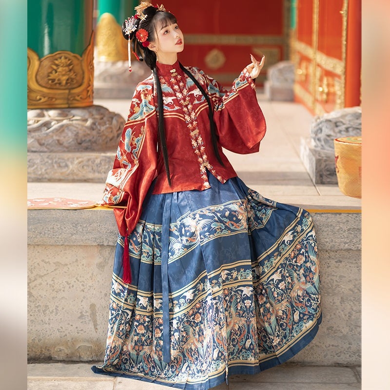 Hanfu za žene — Ming stil s stojećim ovratnikom, dvodijelni set s prednjim zatvaranjem, rukavi Pipa, suknja Horse-Face, pamuk