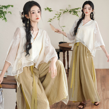 Hímzett Hanfu felső és nadrágokból álló két részes készlet, ferde záródás kötözött gombokkal, ¾ ujjú, fő anyag: kecskebőr; anyag neve: pamutfonal