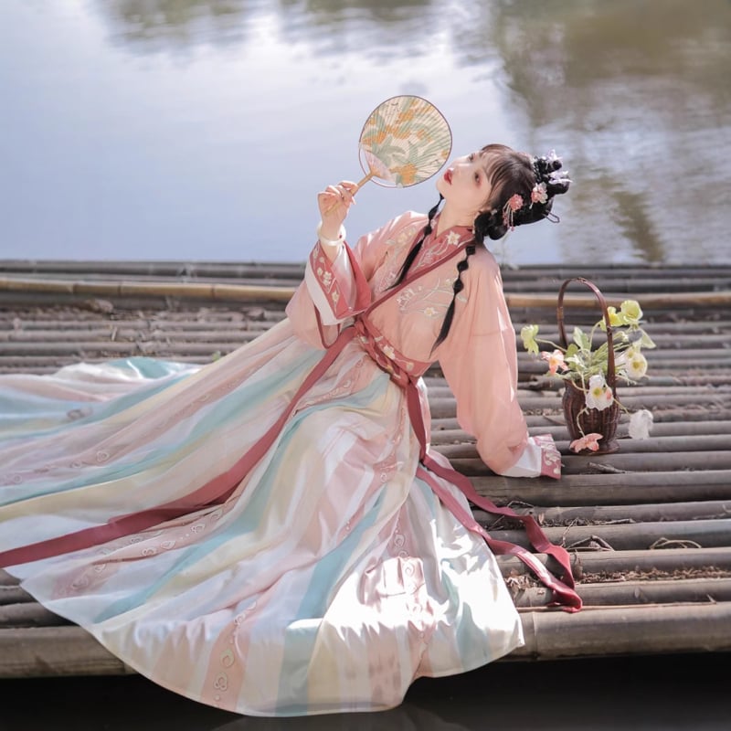 Női Hanfu ruha, Jin-made, egy darabos derékhossz, hímzett poliészter anyag, 2023 ősz kiadás