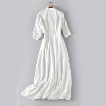 Hanfu hosszú ruha hét részű ujjaival, V-nyakú és fűzőzárás - poliészter crepé szövet, kémiai rostok keveréke, karcsú szabás