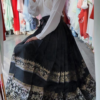 Hanfu szoknya drótos anyagból, meleg pecsételési részlettel, ihlette a Han-dinasztia