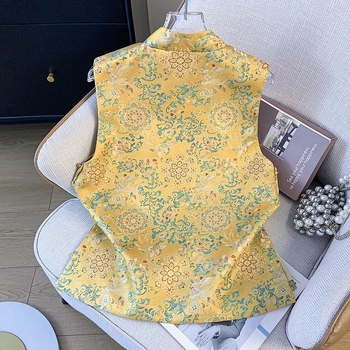 Vesta kineskog stila s izvezenom satin jacquardom, stojeći ovratnik, etnički stil (Tkanina: pamuk i poliester; Glavni sastav: poliester; Postotak: <30%; Univerzalni model)