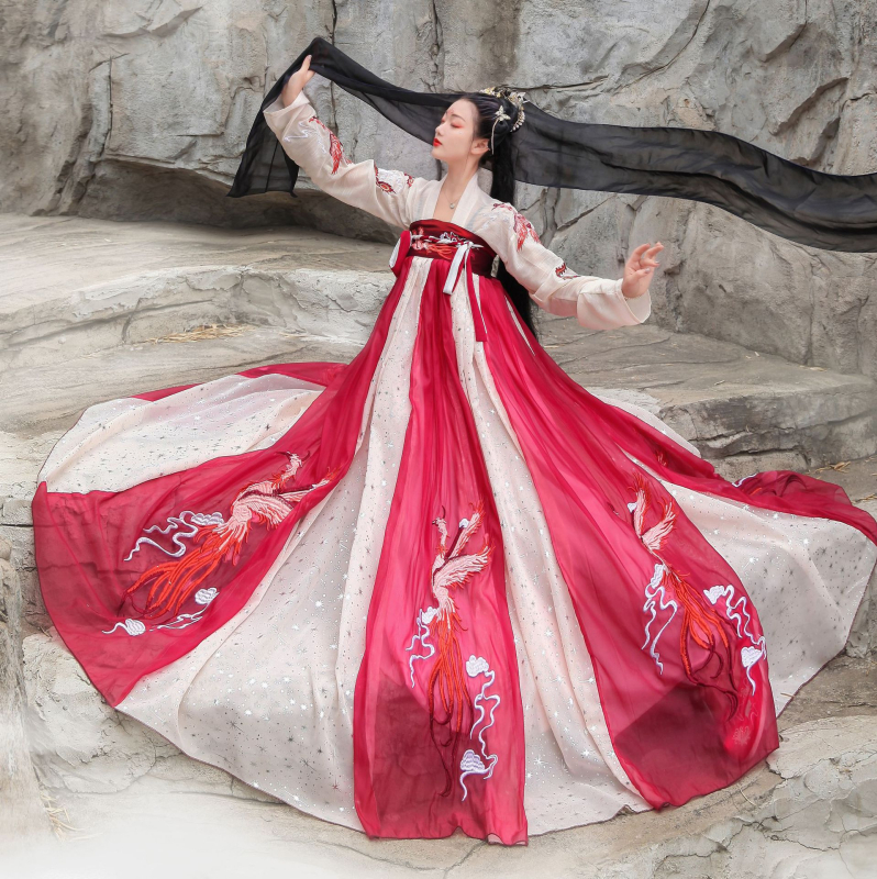 Ženski hanfu komplet Tang stila za dnevnu nosnju i nastupe; izvezen; tkanina: kemijska vlakna smjesa; glavni materijal: poliester 95%; marka Dragon Mother; pogodno za hanfu