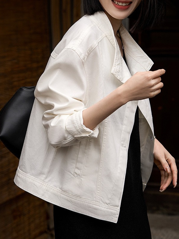 Aszimmetrikus állógalléros farmerdzseki, hosszú ujjú, normál hossz, pamut, ősz 2025