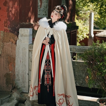 Hanfu nadahnut kaput s vezom cvjetnog uzorka, dvostrani, s fleksom iznutra, odvojivi krzneni ovratnik, smjesa pamuka i poliestera