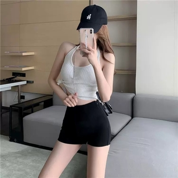 Magas derekú szabott rövidnadrág – poliészter, 90–95% poliészter-tartalom, egyenes szabás, friss és édes stílus, patchwork varrás