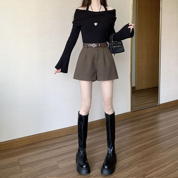 Gyapjú–polieőszter keverék széles lábú nadrág, 3/4 hossz, magas derék, vastag téli anyag; poliészter 50–70%