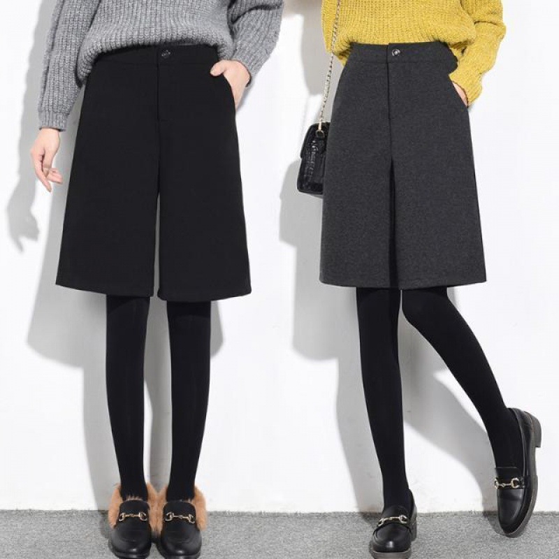 Ženske hlače s širokim krojem, visokim strukom, cropped duljina, debeli materijal, otisak