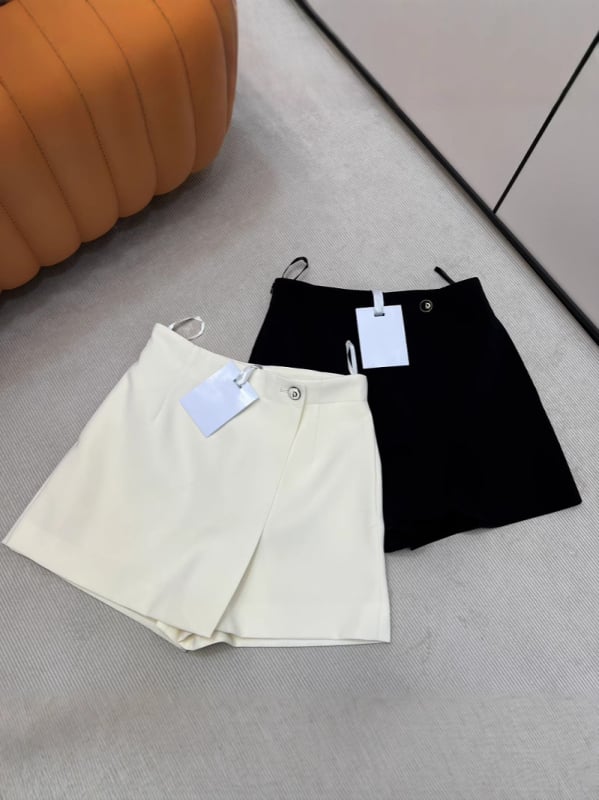 A-linijski vuneni skort s asimetričnim rubom, 70–80% vune, proljeće 2025, gradski stil svakodnevnog putovanja