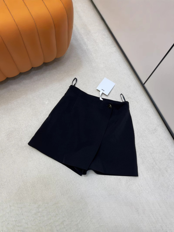 A-linijski vuneni skort s asimetričnim rubom, 70–80% vune, proljeće 2025, gradski stil svakodnevnog putovanja