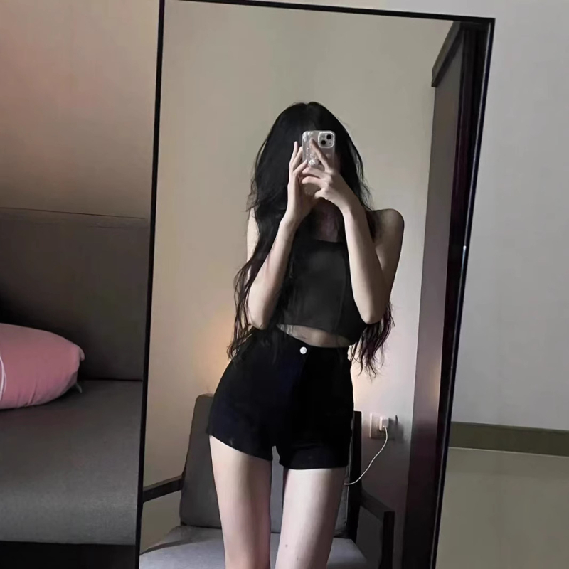 Βαμβακερά κοντά σορτς με ψηλόμεση γραμμή, εφαρμοστό, μικροελαστικό, περιεκτικότητα σε βαμβάκι 50–70%