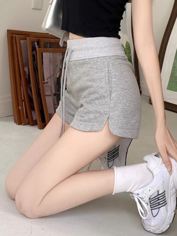 Ženske sportske šortse sa šnira za vezivanje, visokim strukom, duljina 3/4, mješavina poliester-spandeks, kroj A-linije