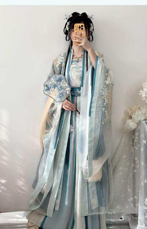 Vezeni šifon Hanfu top, duljine do struka, širokih rukava, 80–90% poliestera