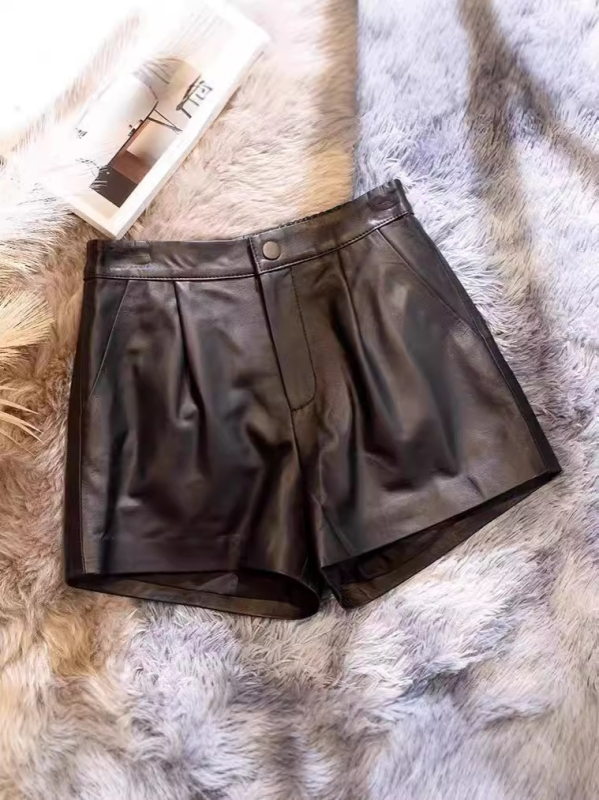 Γυναικείοι δερμάτινοι σορτς από κατσικίσιο δέρμα με γνήσιο γούνινο φινίρισμα, ψηλή μέση, μήκος 3/4, σχέδιο patchwork, μικροελαστικότητα, casual παντελόνια