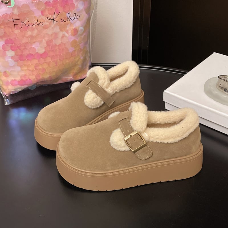 Ženske nubuk papuče sa toplom pamučnom podstavom, protuklizna gumena potplata, Velcro zatvarač, srednja visina pete 3–5 cm