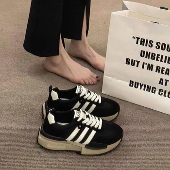 Ženske tenisice s debelim potplatom (dad shoes), PU gornji dio, okrugla špička, vezivanje, 3–5 cm srednje visine potpetice, gumeni potplat