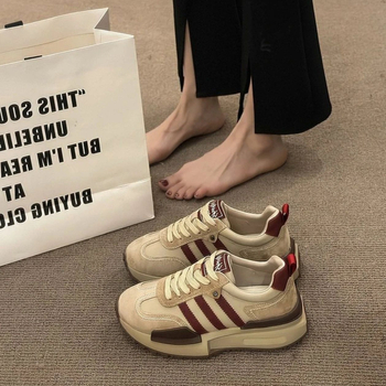 Ženske tenisice s debelim potplatom (dad shoes), PU gornji dio, okrugla špička, vezivanje, 3–5 cm srednje visine potpetice, gumeni potplat