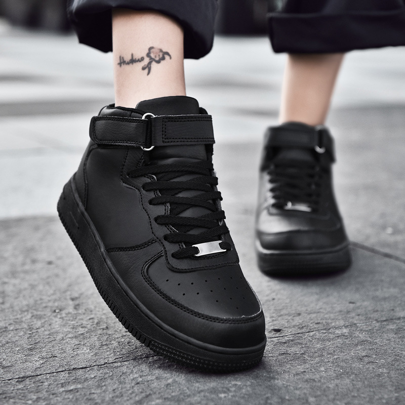 Unisex tenisice s mrežastim gornjim dijelom, srednja visina (3–7 cm), Velcro zatvarač, PU ulošak, plastična potplat