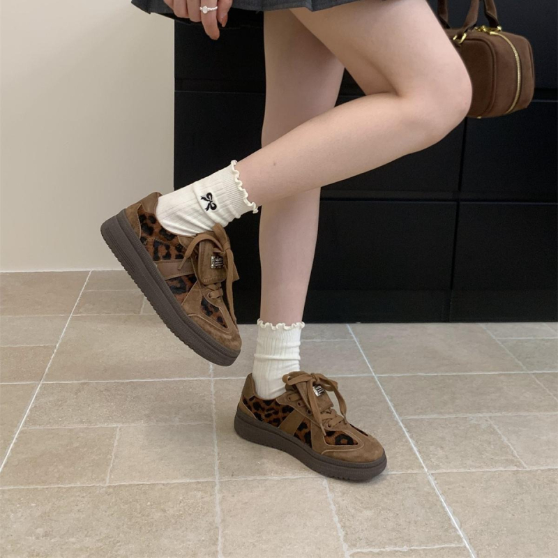 Ženske tenisice za sportsku casual obuću s leopardim uzorkom i konjskom dlakom, retro stil, gornji dio PU, gumeni potplat, zaobljeni vrh, visina pete 3-5 cm