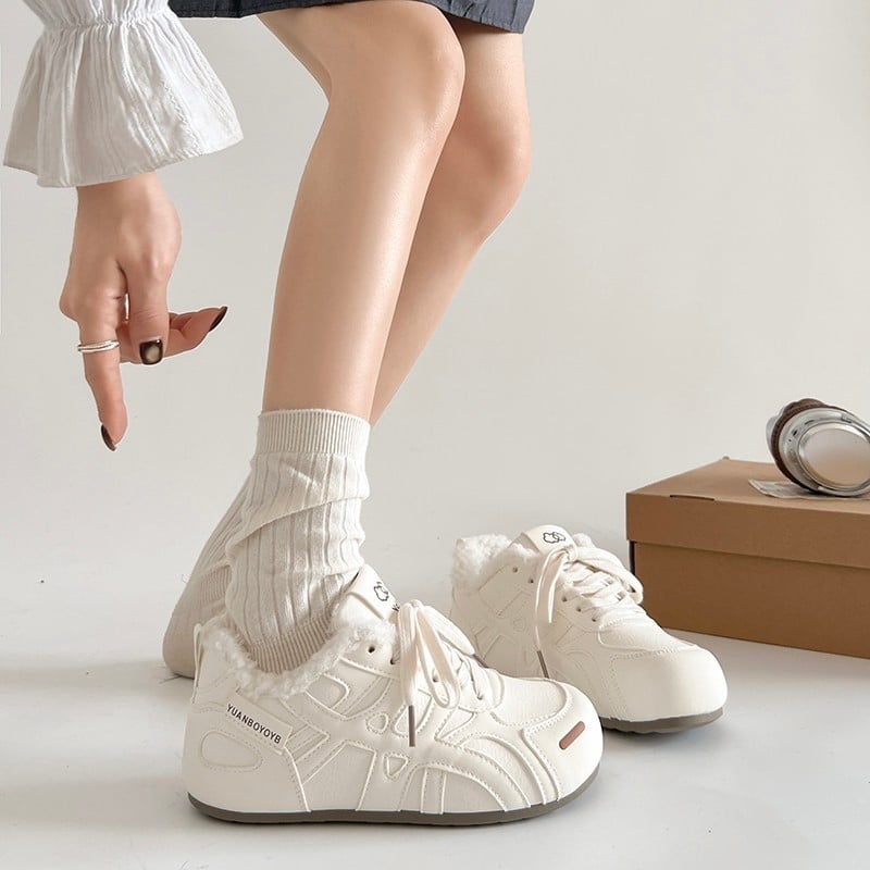 Ženske zimske sportske tenisice s fleš podstavom, vezanje, niski gornji dio, okrugli vrh, gumena potplata