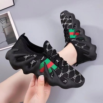 Ženske sportske tenisice — mrežasti gornji dio, potplat formiran injekcijom, niski đon 1–3 cm, pamučni uložak, prozračnost